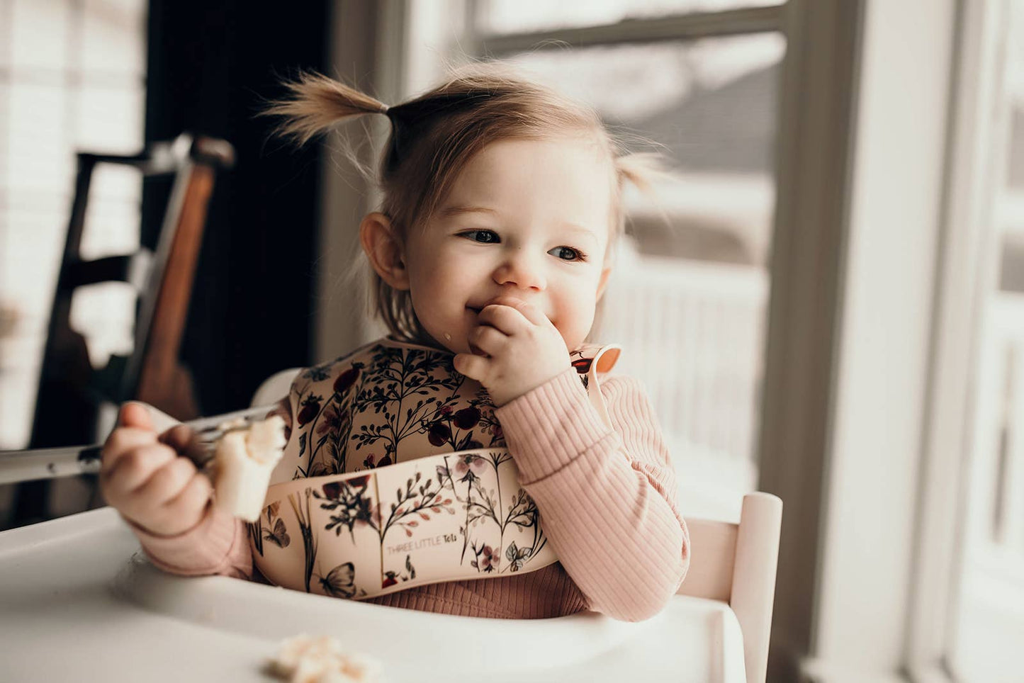 Flower Print Silicone Bib with Crumb Catcher