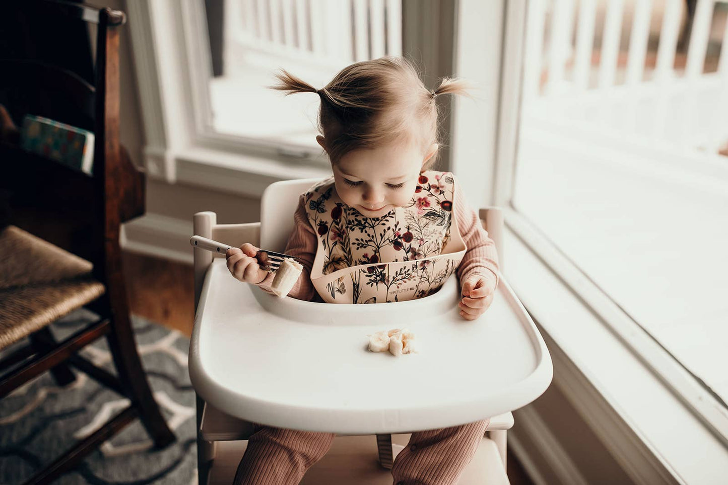 Flower Print Silicone Bib with Crumb Catcher