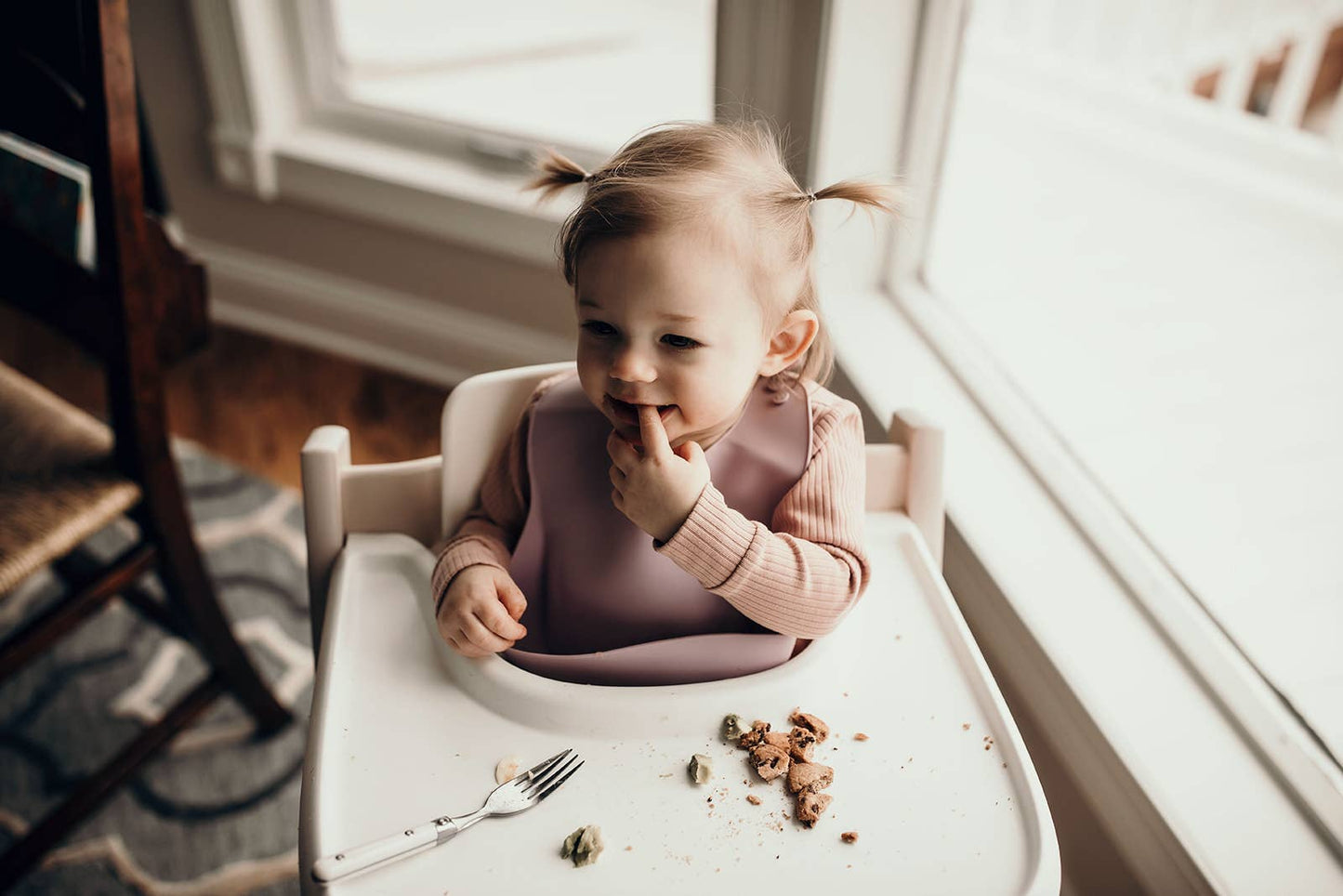 Lilac Print Silicone Bib with Crumb Catcher