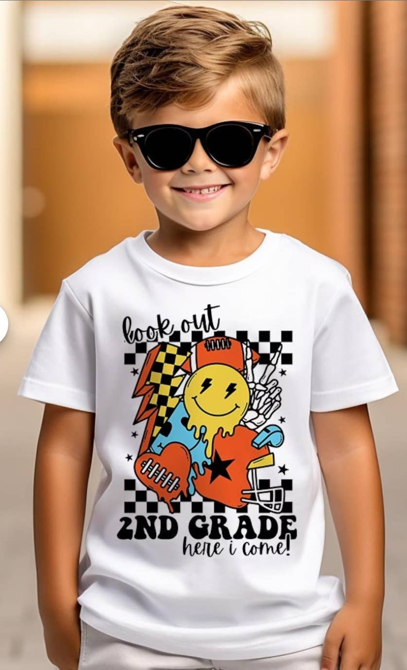 Look out grade here i come kids graphic tee